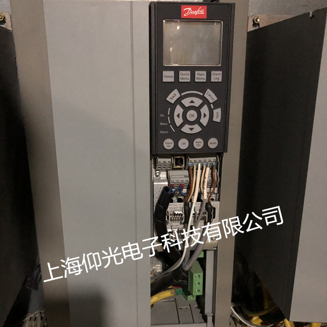 ����˹׃�l���S������,���ϲ��܆��� �@ʾ�󾯴��a����