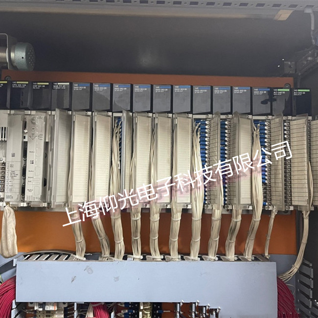 ʩ�͵�PLC��Ҋ(ji��n)PROM�����\(y��n)�D(zhu��n)​����ԭ��̎������