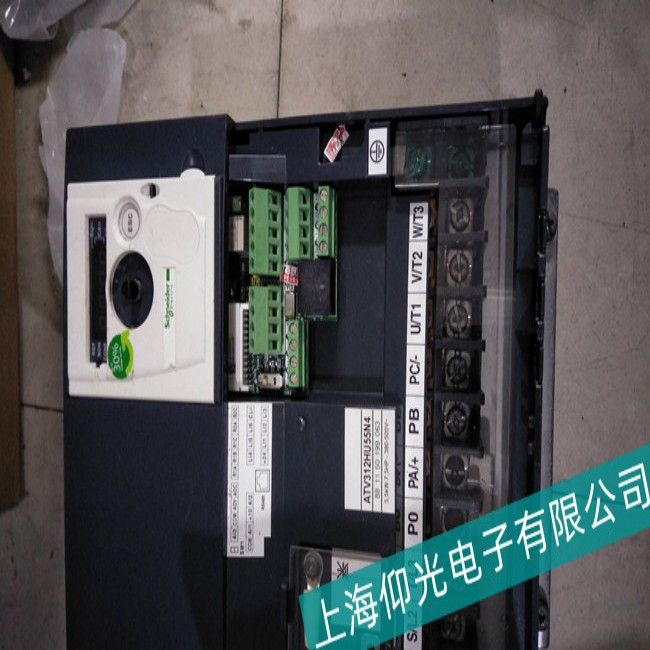 �Ϻ�ʩ�͵�׃�l��ATV61ϵ�Пo���_�C(j��)���ϾS�����M(f��i)�z�y