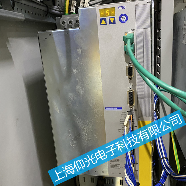 �Ơ�Ħ���(q��)��(d��ng)���o(w��)�@ʾ�S��-Servostar600ϵ�Ј�(b��o)�����aF12�S��